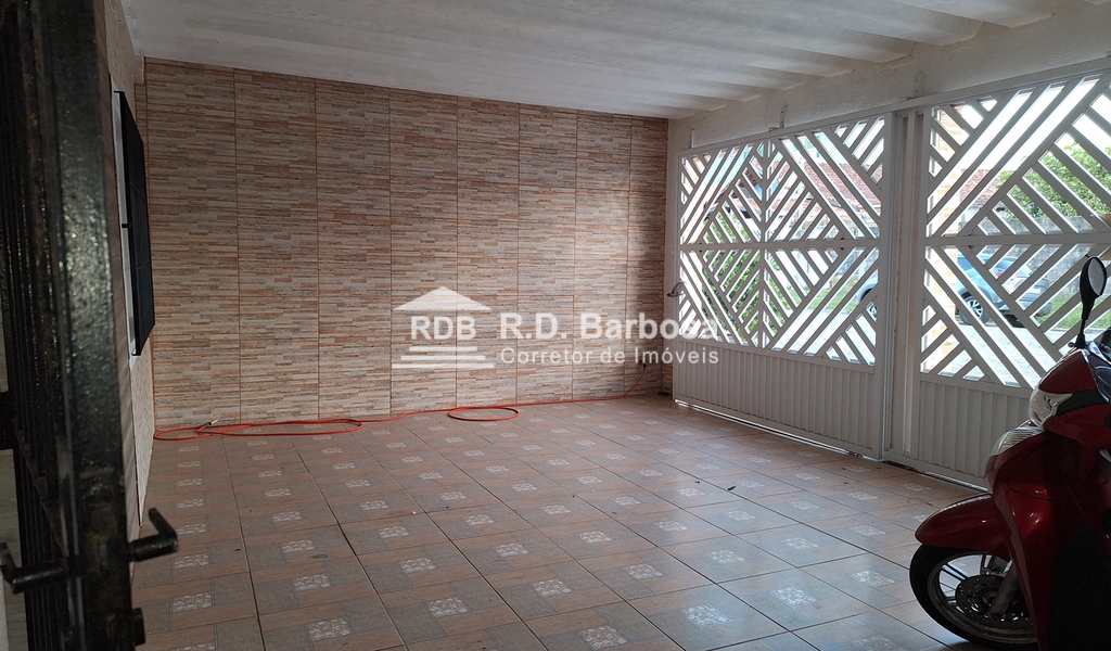 Casa em Praia Grande, bairro Caiçara