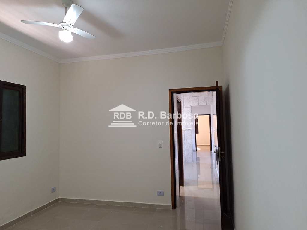 Casa em Praia Grande, no bairro Real