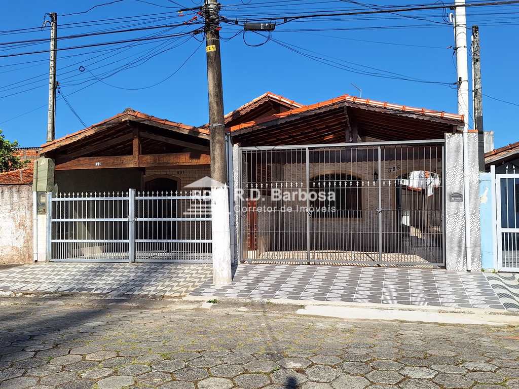Casa em Praia Grande, no bairro Real