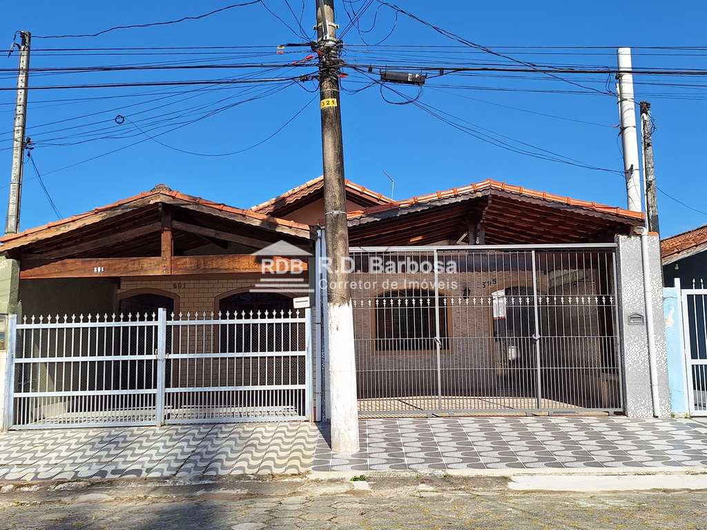 Casa em Praia Grande, no bairro Real