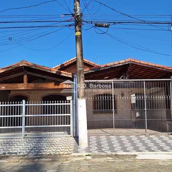 Casa em Praia Grande, bairro Real