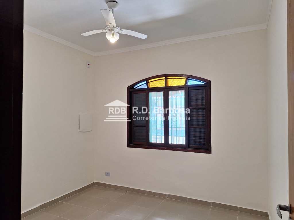 Casa em Praia Grande, no bairro Real