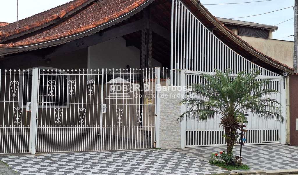 Casa em Praia Grande, bairro Balneário Maracanã