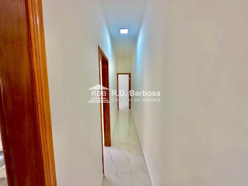 Casa em Praia Grande, no bairro Caiçara