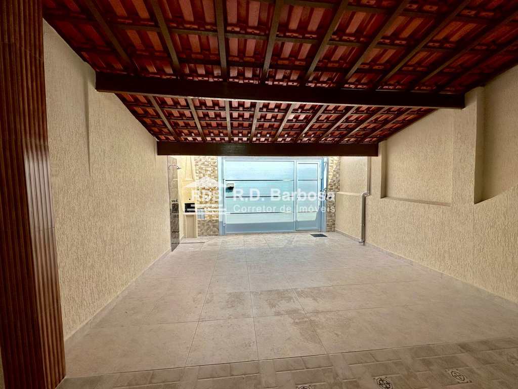 Casa em Praia Grande, no bairro Caiçara