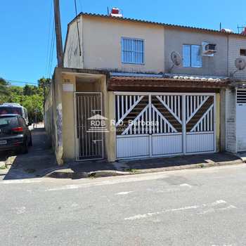 Sobrado em Praia Grande, bairro Nova Mirim