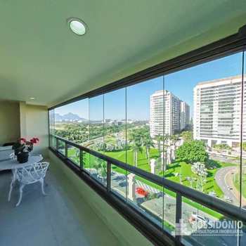 Apartamento em Rio de Janeiro, bairro Barra da Tijuca