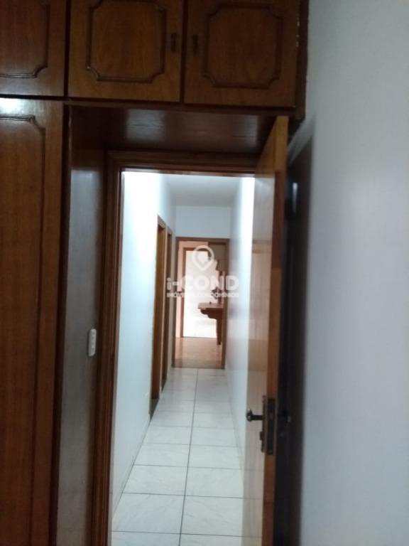 Apartamento em Santos, no bairro Encruzilhada
