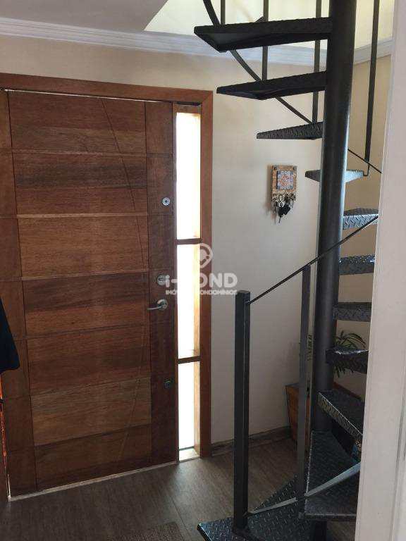 Sobrado em Santos, no bairro Marapé