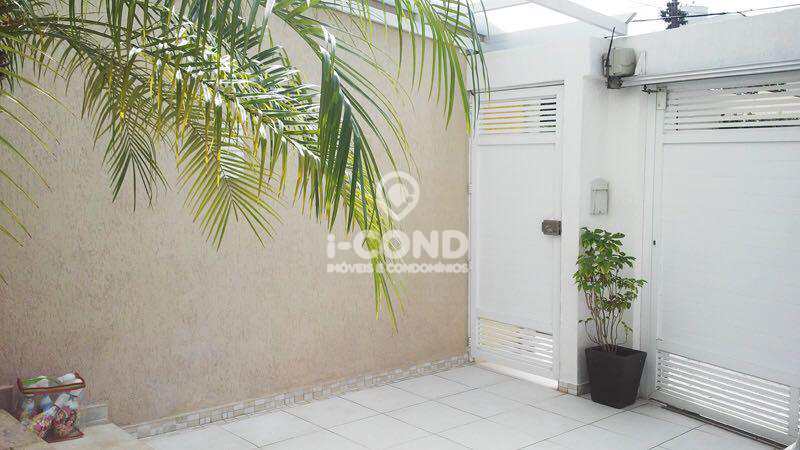 Sobrado em Santos, no bairro Marapé