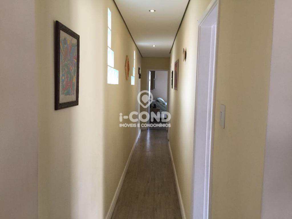 Sobrado em Santos, no bairro Marapé