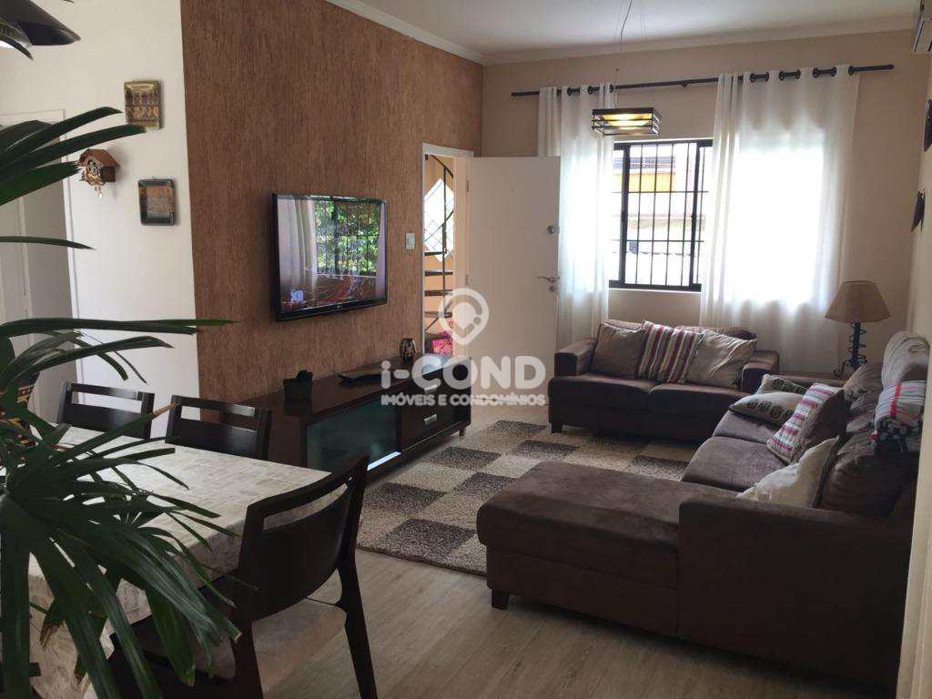 Sobrado em Santos, no bairro Marapé