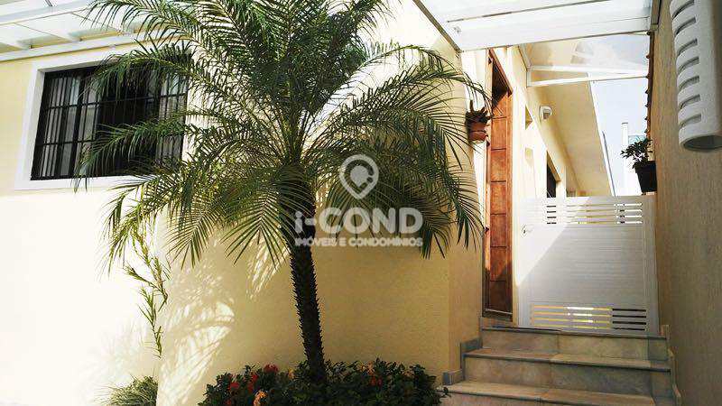 Sobrado em Santos, no bairro Marapé