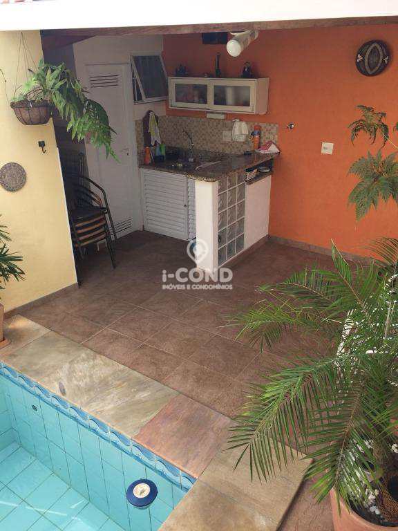 Sobrado em Santos, no bairro Marapé