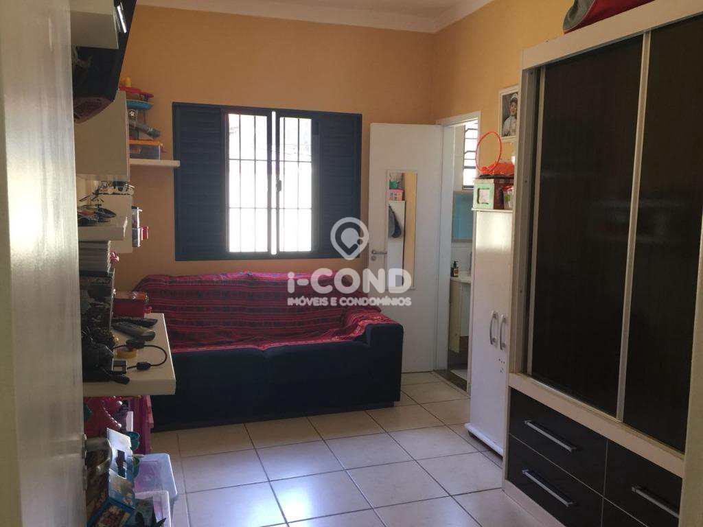 Sobrado em Santos, no bairro Marapé