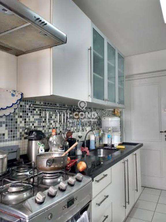 Apartamento em Santos, no bairro Pompéia