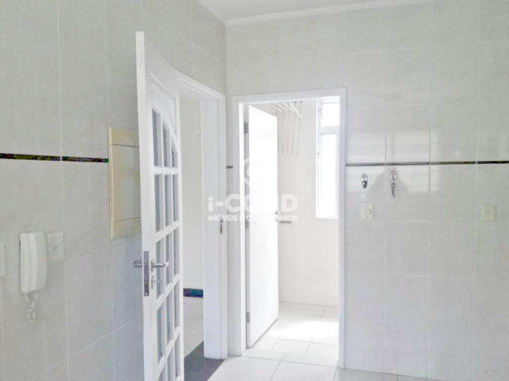 Casa em Santos, no bairro Macuco