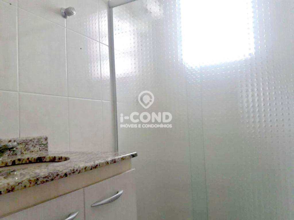 Casa em Santos, no bairro Macuco