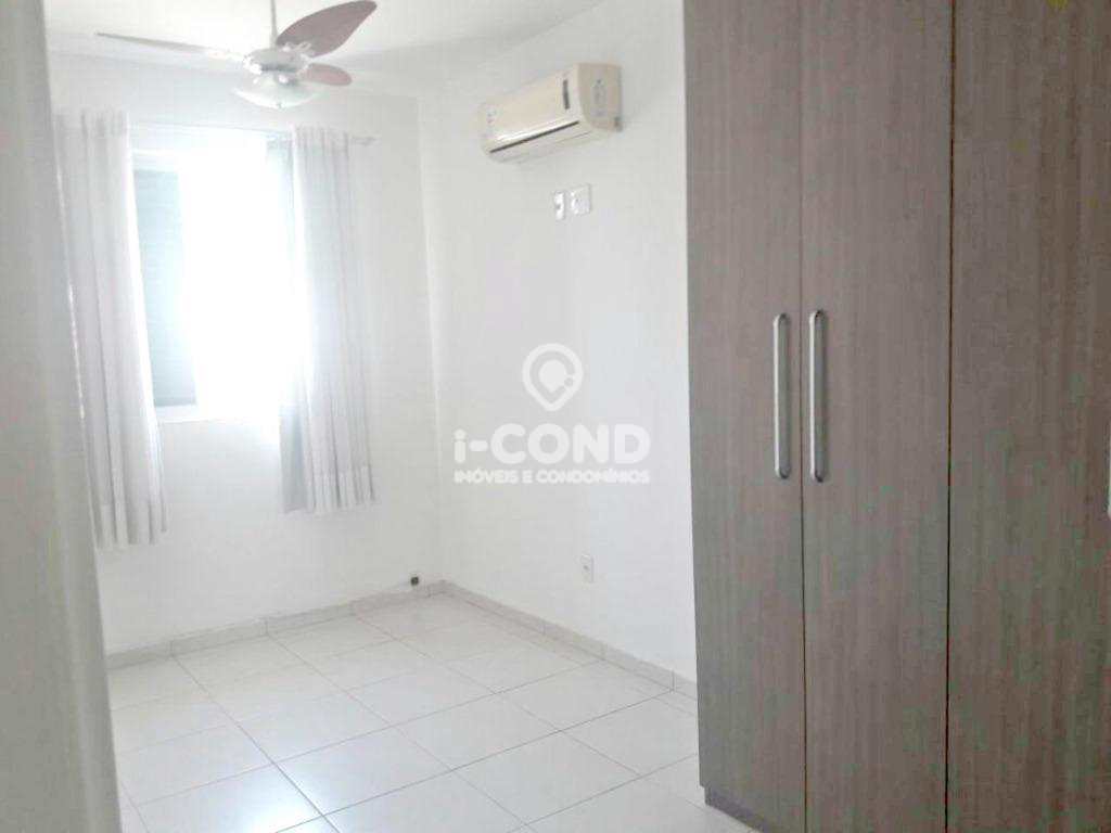 Casa em Santos, no bairro Macuco
