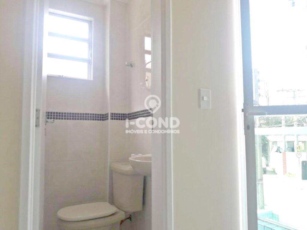 Casa em Santos, no bairro Macuco