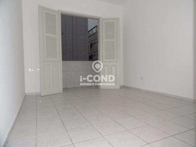 Apartamento em Santos, no bairro Boqueirão