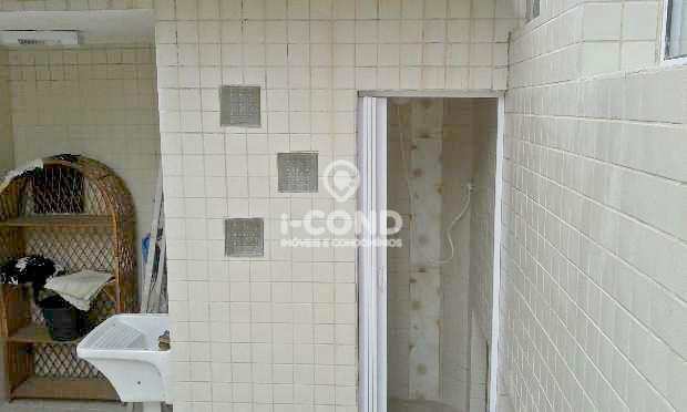 Sobrado em Santos, no bairro Boqueirão