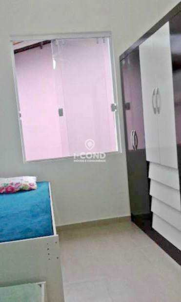 Sobrado em Santos, no bairro Boqueirão