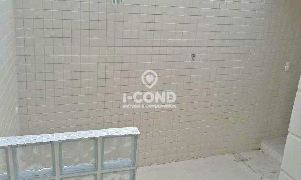 Sobrado em Santos, no bairro Boqueirão