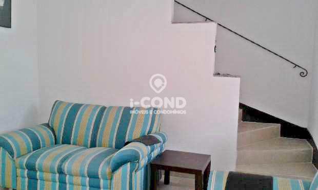 Sobrado em Santos, no bairro Boqueirão