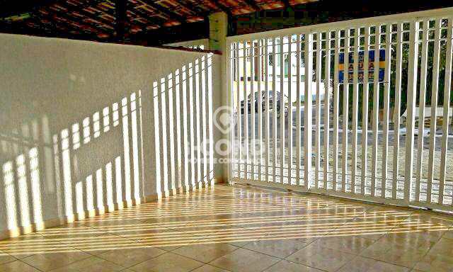 Sobrado em Praia Grande, no bairro Mirim