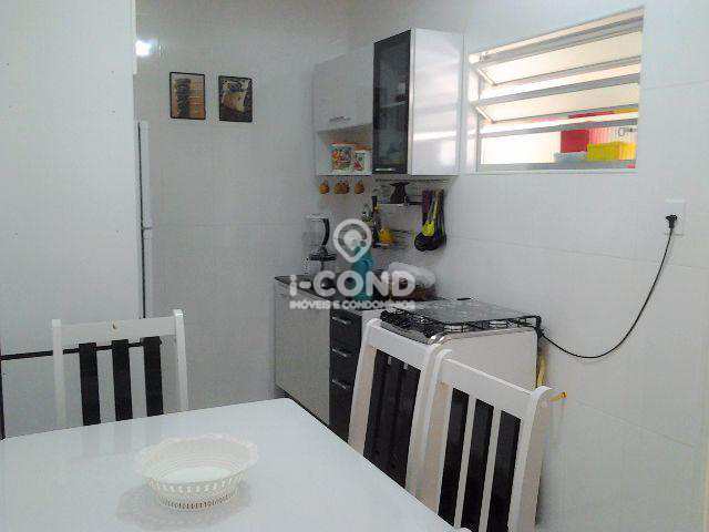Apartamento em Santos, no bairro Embaré