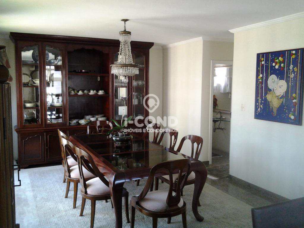 Apartamento em Santos, no bairro Boqueirão