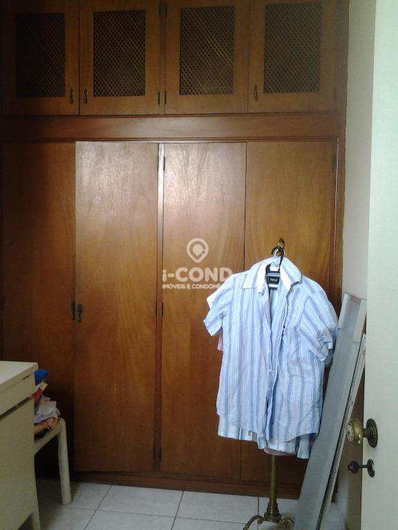 Apartamento em Santos, no bairro Boqueirão