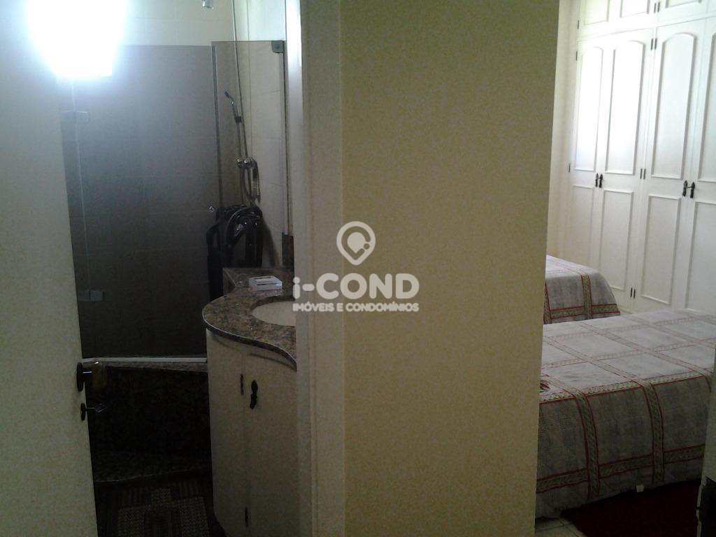 Apartamento em Santos, no bairro Boqueirão