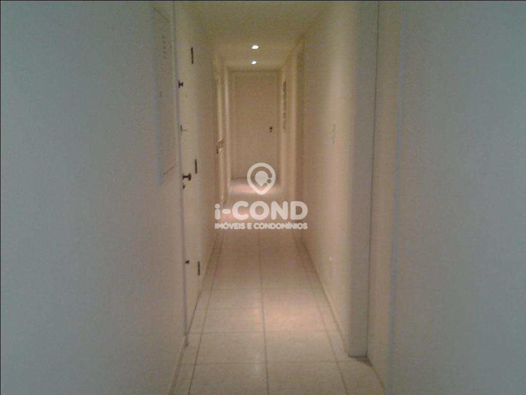 Apartamento em Santos, no bairro Boqueirão