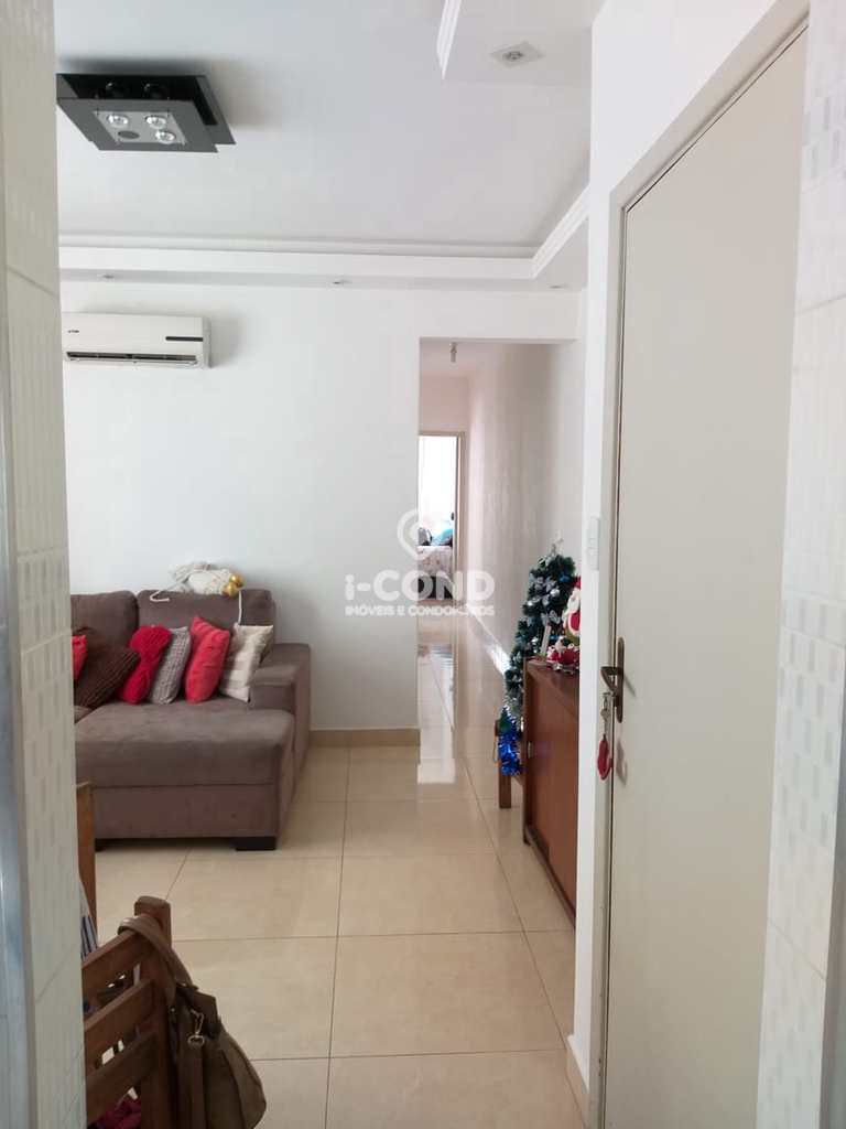 Apartamento em São Vicente, no bairro Itararé
