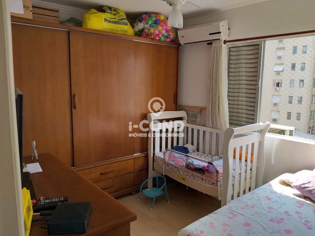 Apartamento em São Vicente, no bairro Itararé