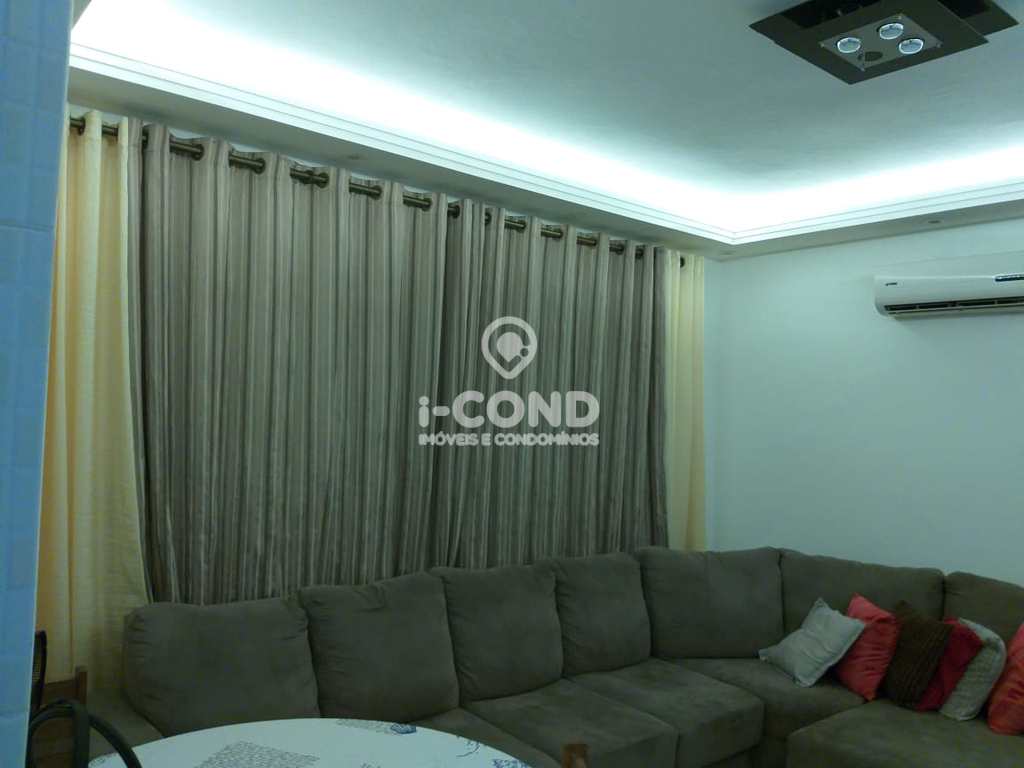 Apartamento em São Vicente, no bairro Itararé