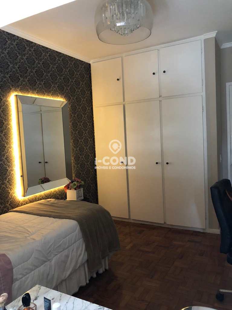 Apartamento em Santos, no bairro Gonzaga