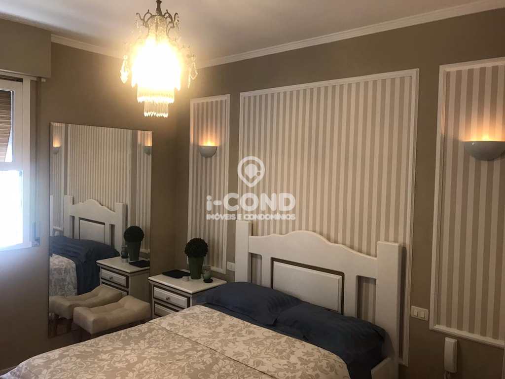 Apartamento em Santos, no bairro Gonzaga