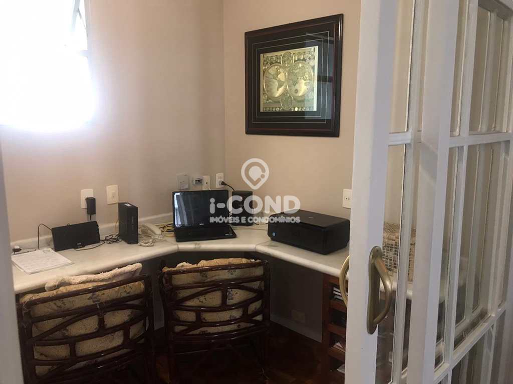 Apartamento em Santos, no bairro Gonzaga