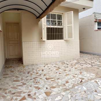 Casa em Santos, bairro Aparecida