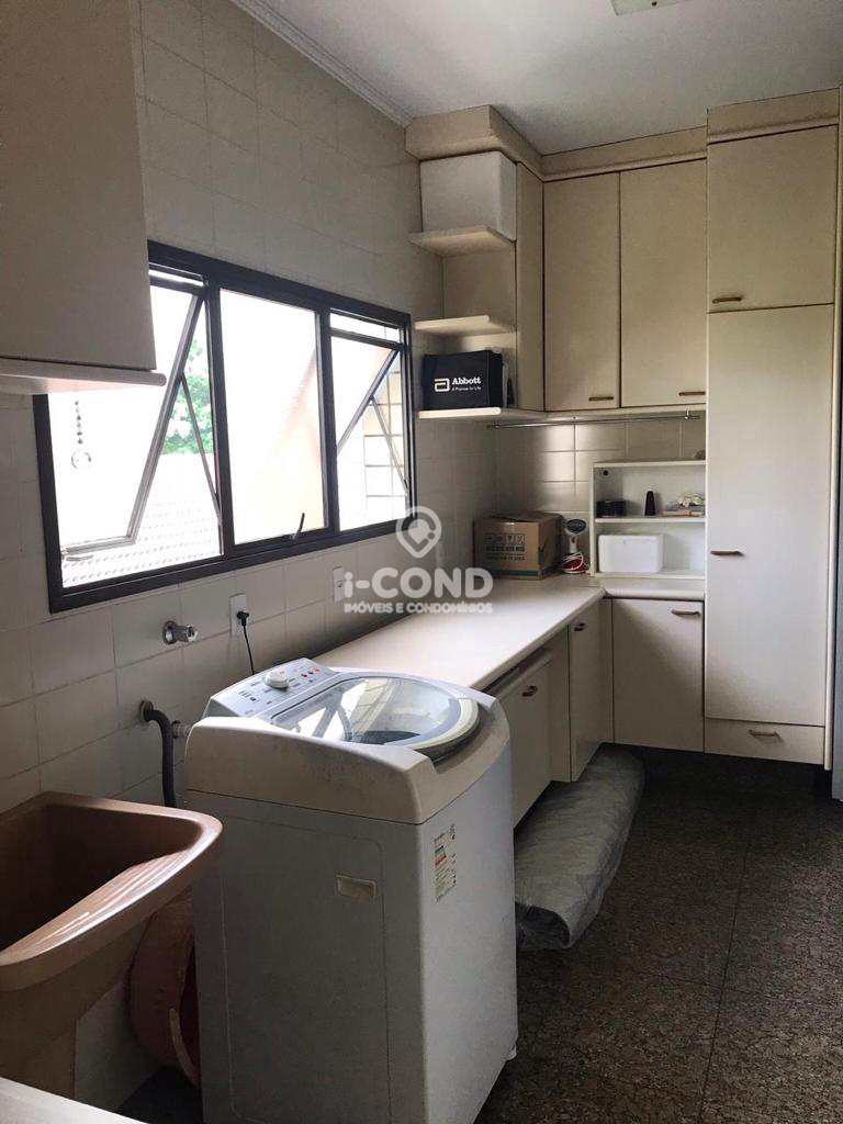 Apartamento em Santos, no bairro Boqueirão