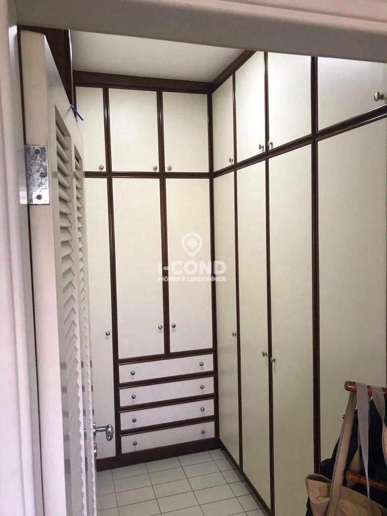 Apartamento em Santos, no bairro Boqueirão