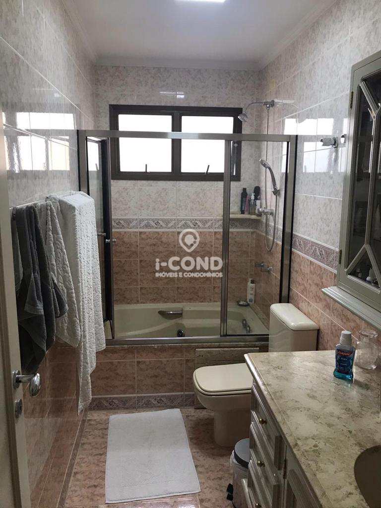Apartamento em Santos, no bairro Boqueirão