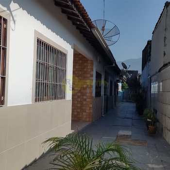 Casa de Condomínio em Praia Grande, bairro Jardim Real
