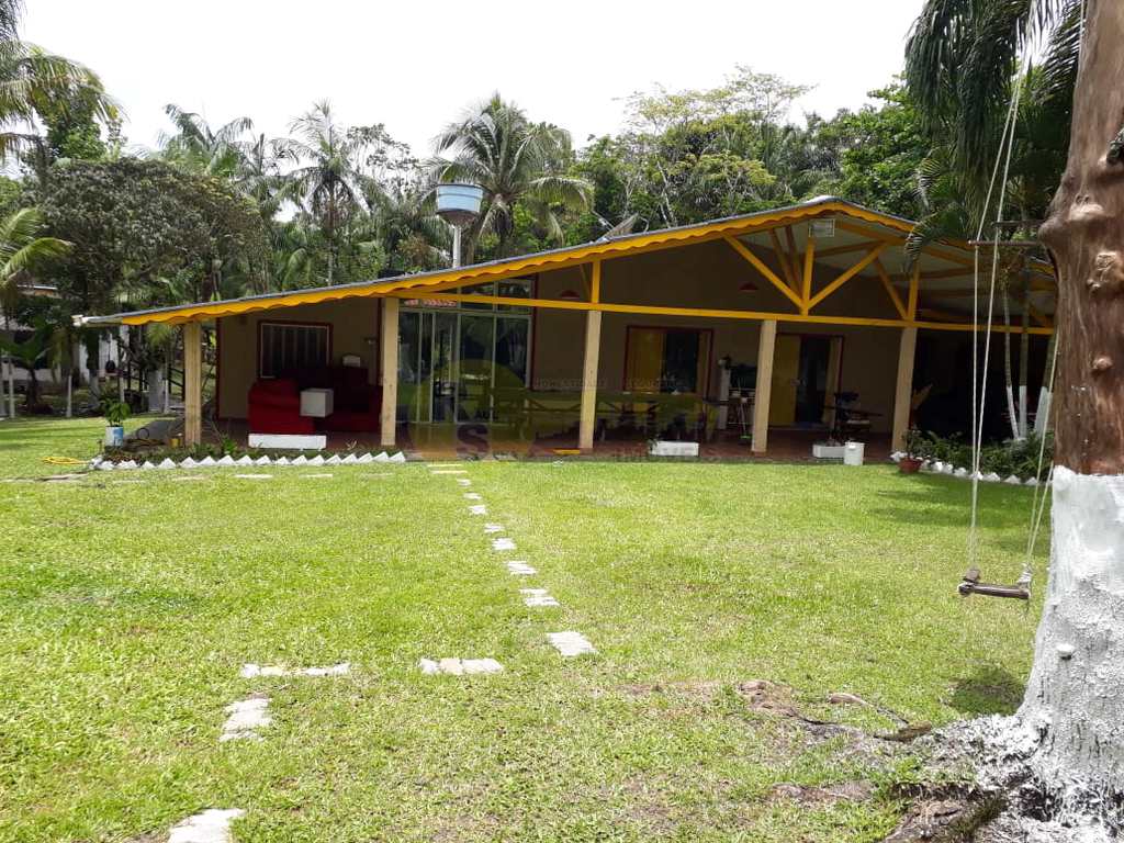 Chácara em Itanhaém, no bairro Jardim Aguapeu