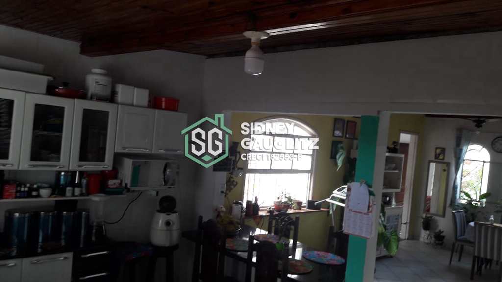 Casa em Cananéia, no bairro Vila Cabana