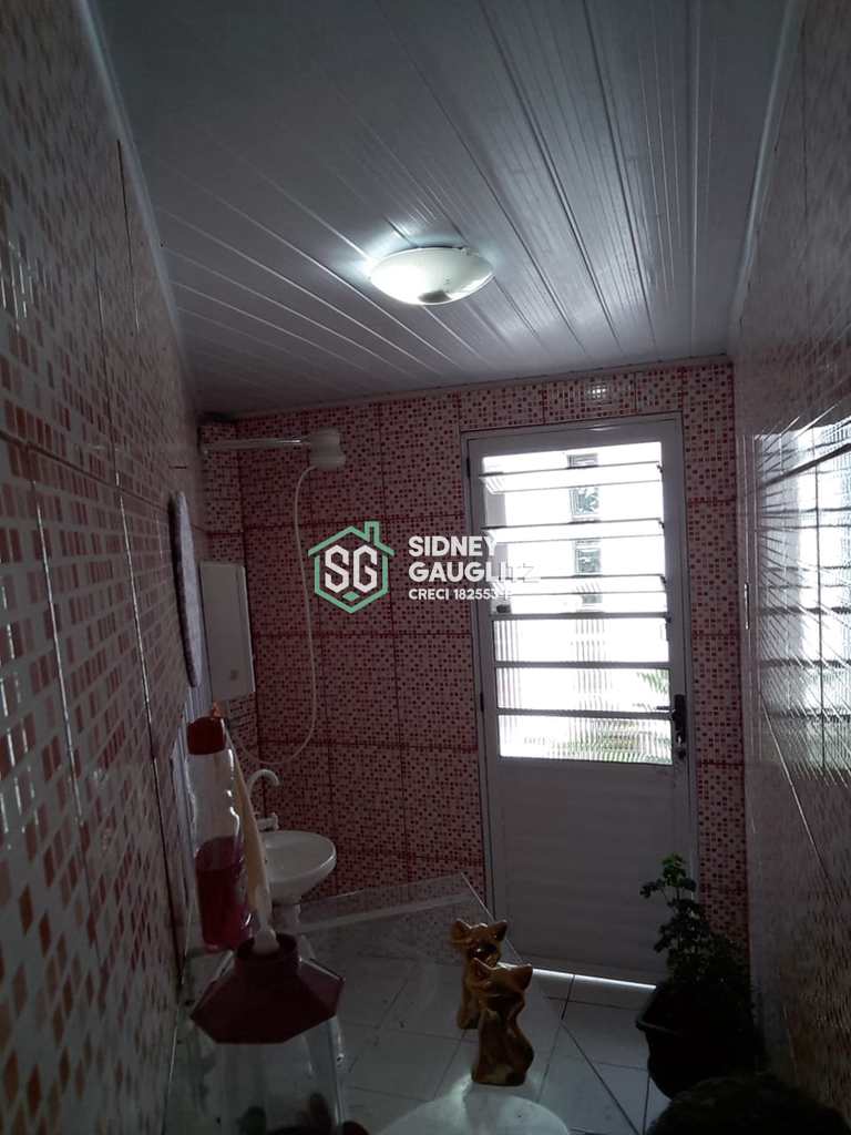 Casa em Cananéia, no bairro Vila Cabana