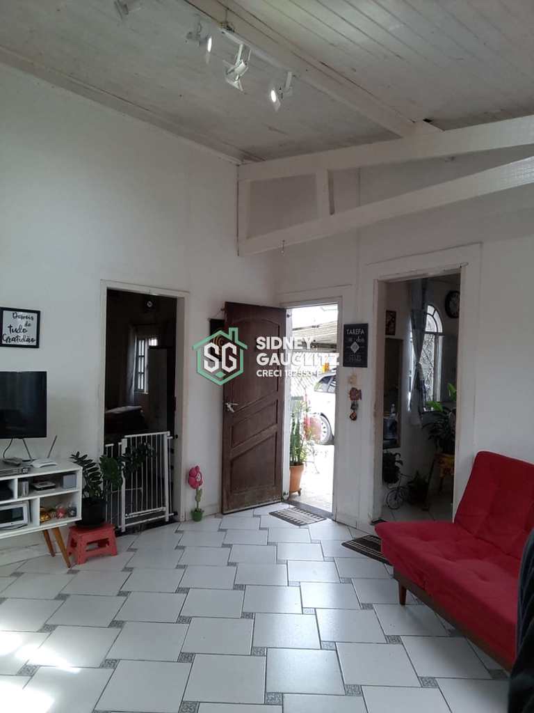 Casa em Cananéia, no bairro Vila Cabana